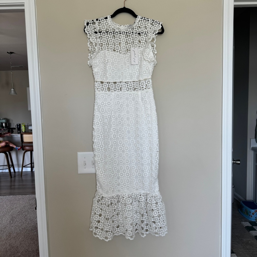 Petal & Pup Lauren Dress White Crochet Lace Midi Ruffle Hem Bridal Wedding Sz 4